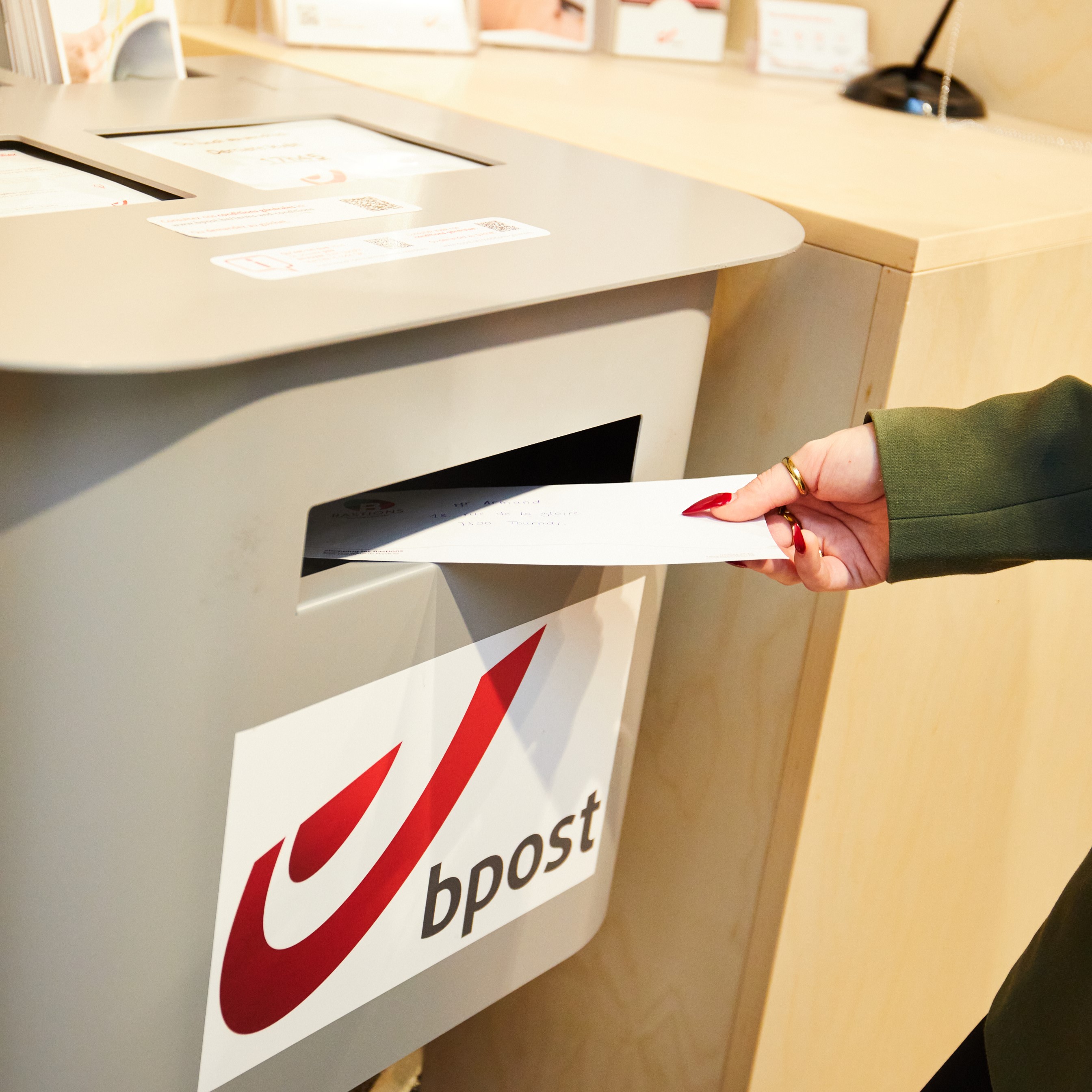 Ring Kortrijk - The Point Services - Bpost